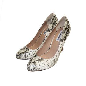 🔴 LAST CHANCE 🔴 Steve Madden Pietra Python Snake Print Heels